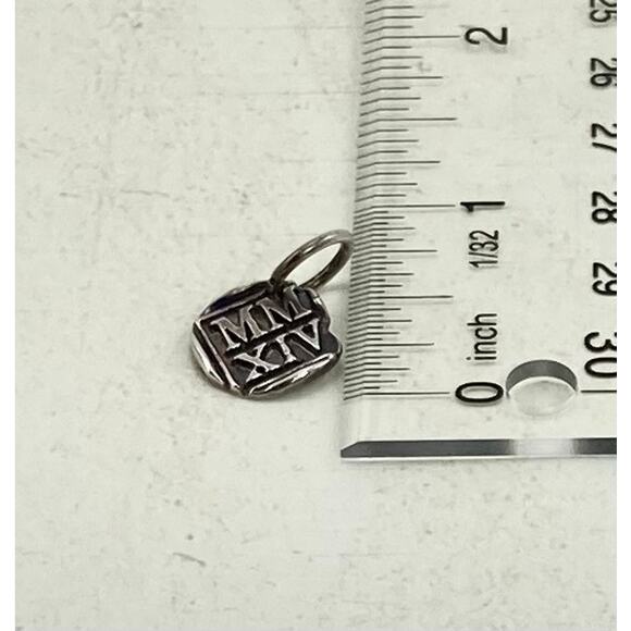 Waxing Poetic 2014 Roman Seal charm - Picture 3 of 3